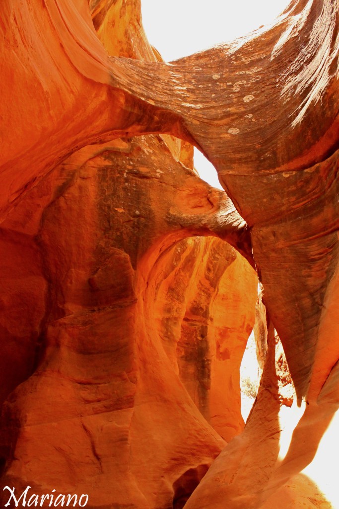 Hiking Peek-A-Boo Gulch